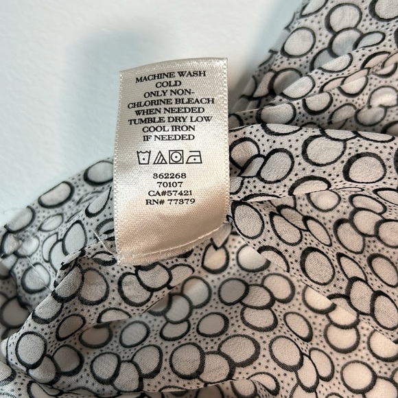 Ann Taylor Black and White Blouse SP - Picture 10 of 10